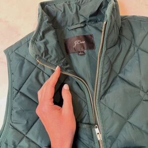 J. Crew Lightweight Quilted Puffer Vest (Large)